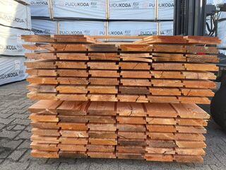 Ca. 92x Douglas Zweeds Rabat, 26x190mm, lengte 300cm